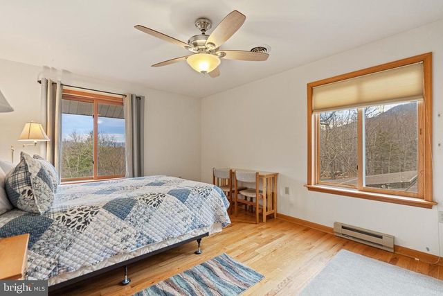 1131 PAGE VALLEY RD, Luray, VA 22835