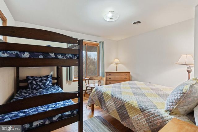 1131 PAGE VALLEY RD, Luray, VA 22835