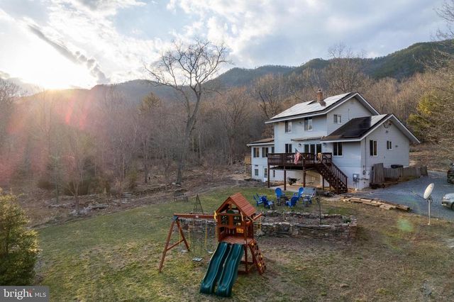 1131 PAGE VALLEY RD, Luray, VA 22835