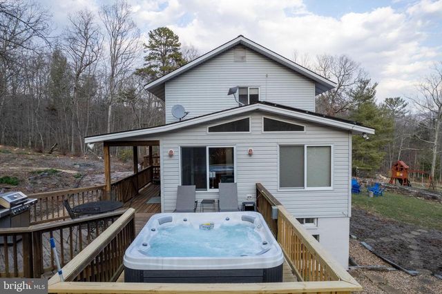 1131 PAGE VALLEY RD, Luray, VA 22835