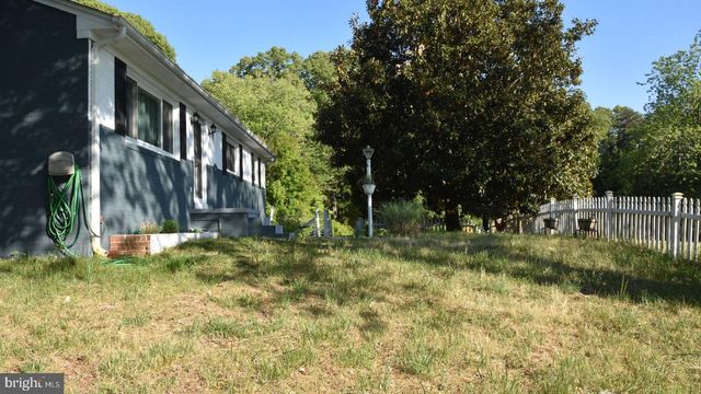 8610 CROOM RD, Upper Marlboro, MD 20772