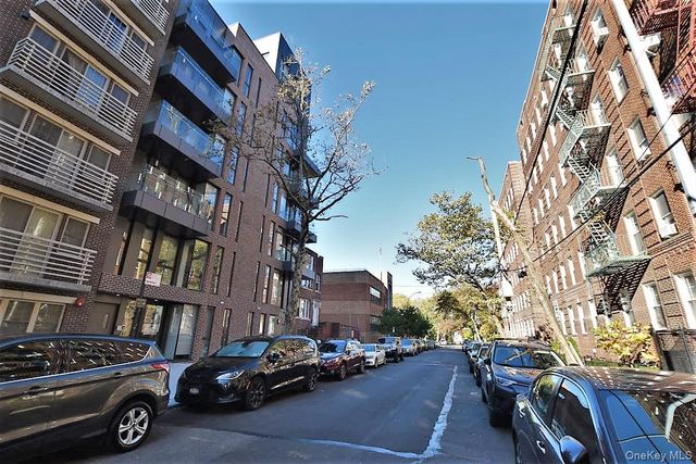 41-32 44th Street 3B, Sunnyside, NY 11104