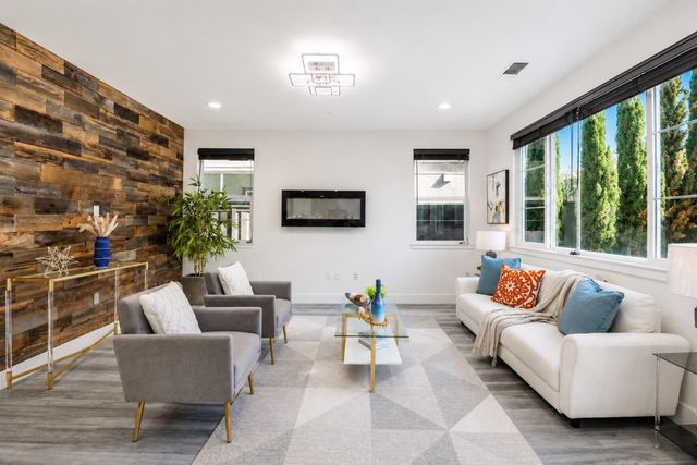 1837 S La Barbera Ave, Mountain House, CA 95391