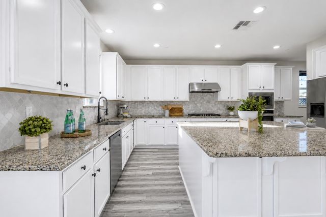 1837 S La Barbera Ave, Mountain House, CA 95391