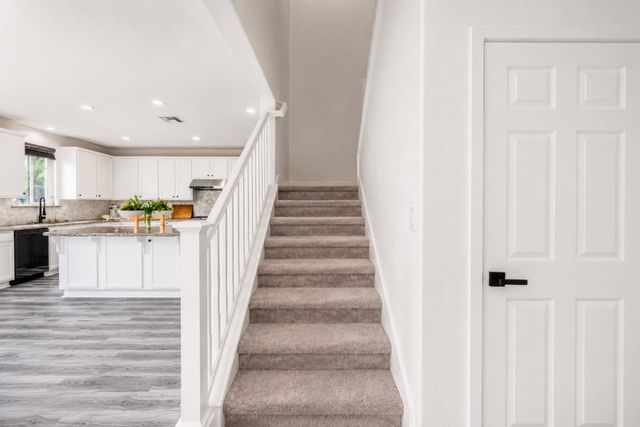 1837 S La Barbera Ave, Mountain House, CA 95391