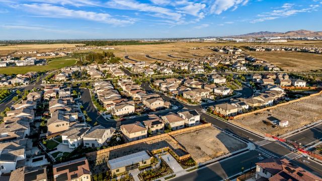 1837 S La Barbera Ave, Mountain House, CA 95391