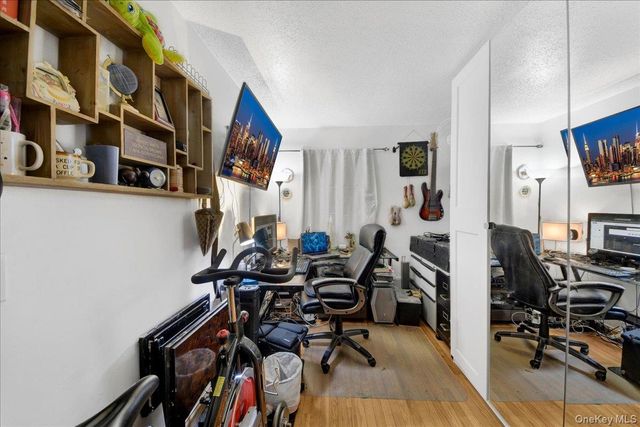 2069 Cicero Avenue, Bronx, NY 10473