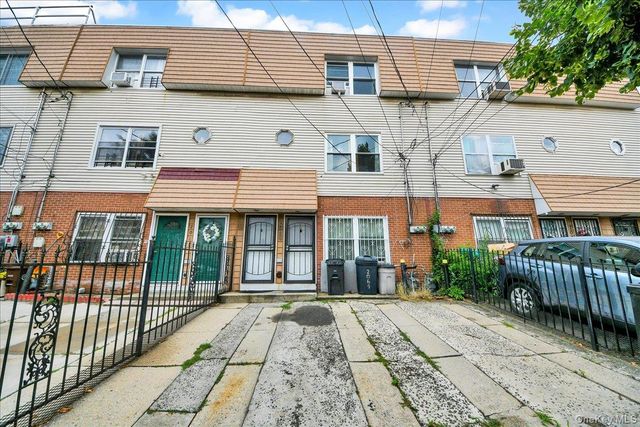2069 Cicero Avenue, Bronx, NY 10473