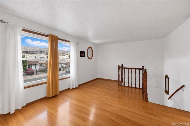 2069 Cicero Avenue, Bronx, NY 10473
