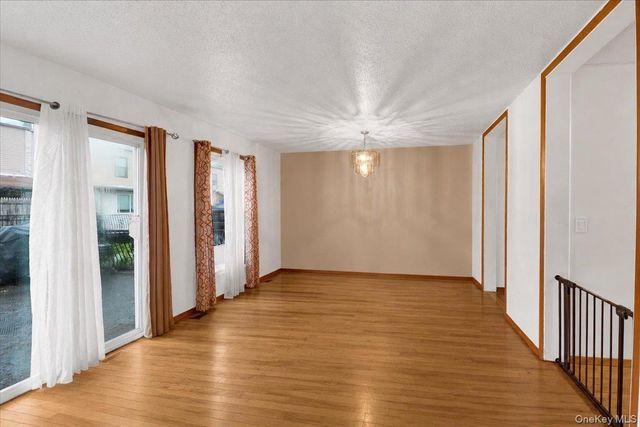 2069 Cicero Avenue, Bronx, NY 10473