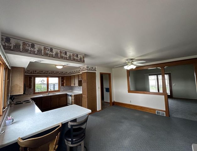 N9898 STATE ROAD 110, Marion, WI 54950