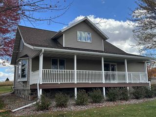 N9898 STATE ROAD 110, Marion, WI 54950