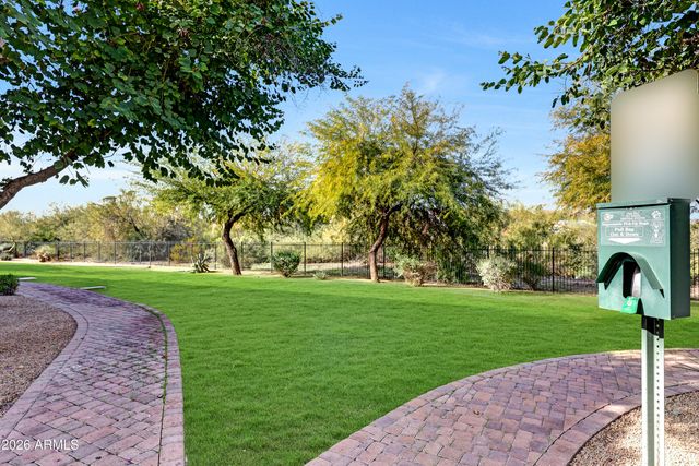 2950 W LOUISE Drive 206, Phoenix, AZ 85027