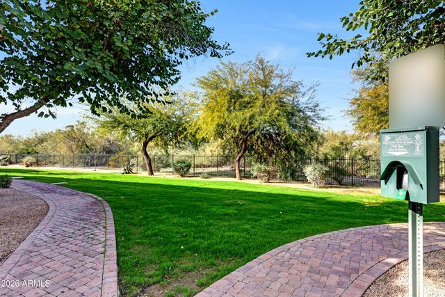 2950 W LOUISE Drive 206, Phoenix, AZ 85027