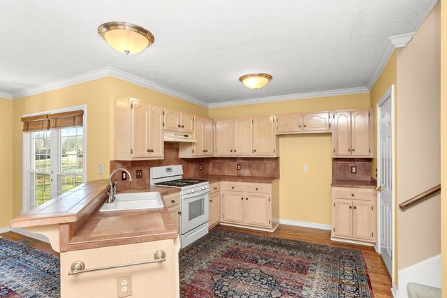 2019 Drakes Hill Ct, Hendersonville, TN 37075