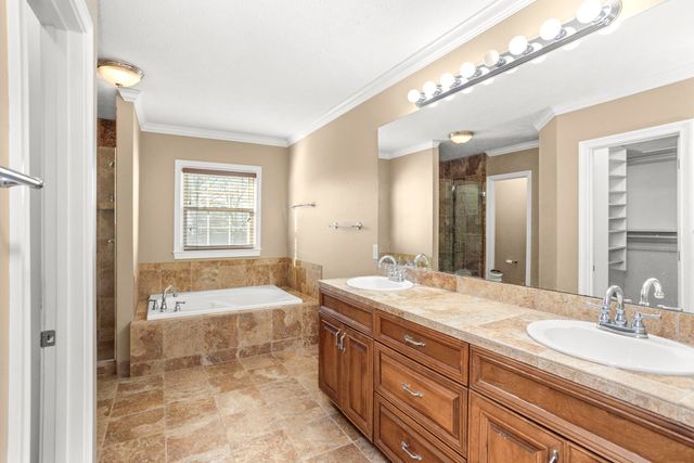 2019 Drakes Hill Ct, Hendersonville, TN 37075