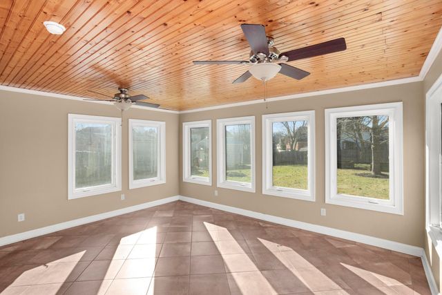 2019 Drakes Hill Ct, Hendersonville, TN 37075