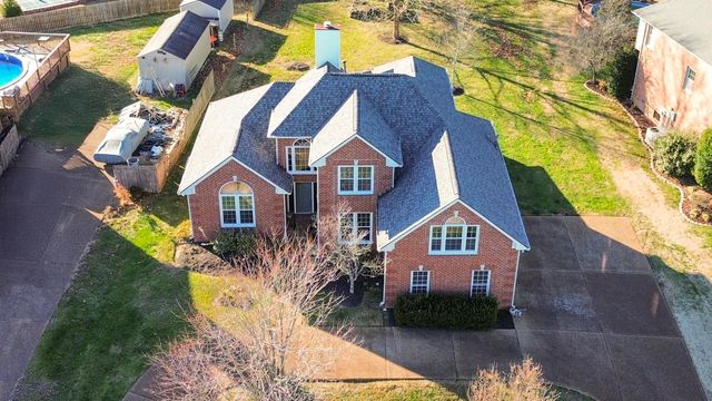 2019 Drakes Hill Ct, Hendersonville, TN 37075