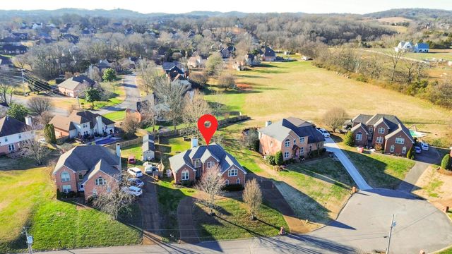 2019 Drakes Hill Ct, Hendersonville, TN 37075