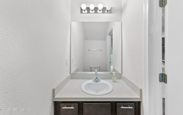 8039 ECHO SPRINGS Road, Jacksonville, FL 32256