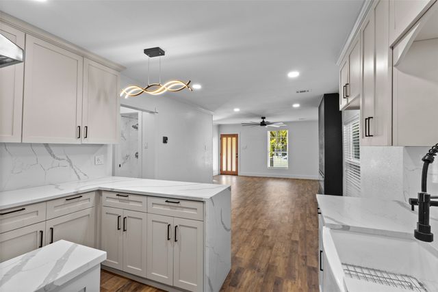 922 S Windomere Avenue, Dallas, TX 75208