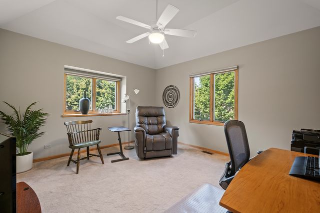 2260 DURAND Drive, Downers Grove, IL 60515