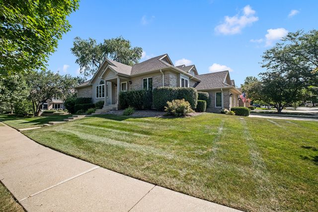 2260 DURAND Drive, Downers Grove, IL 60515