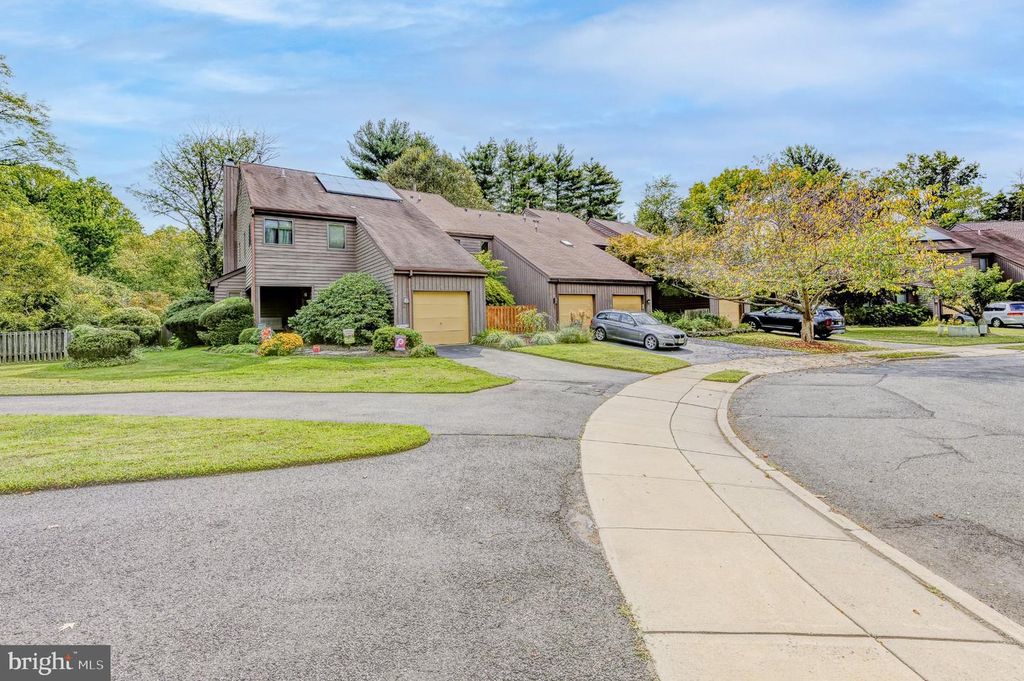 20 REBECCA CT, Ewing, NJ 08628 — photo 3