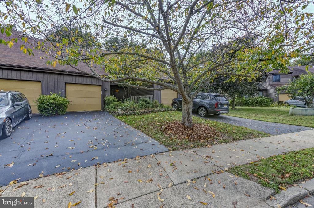 20 REBECCA CT, Ewing, NJ 08628 — photo 4