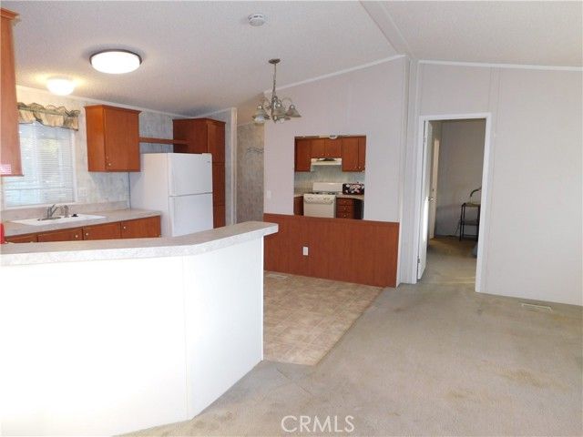 35218 Fir Avenue 70, Yucaipa, CA 92399