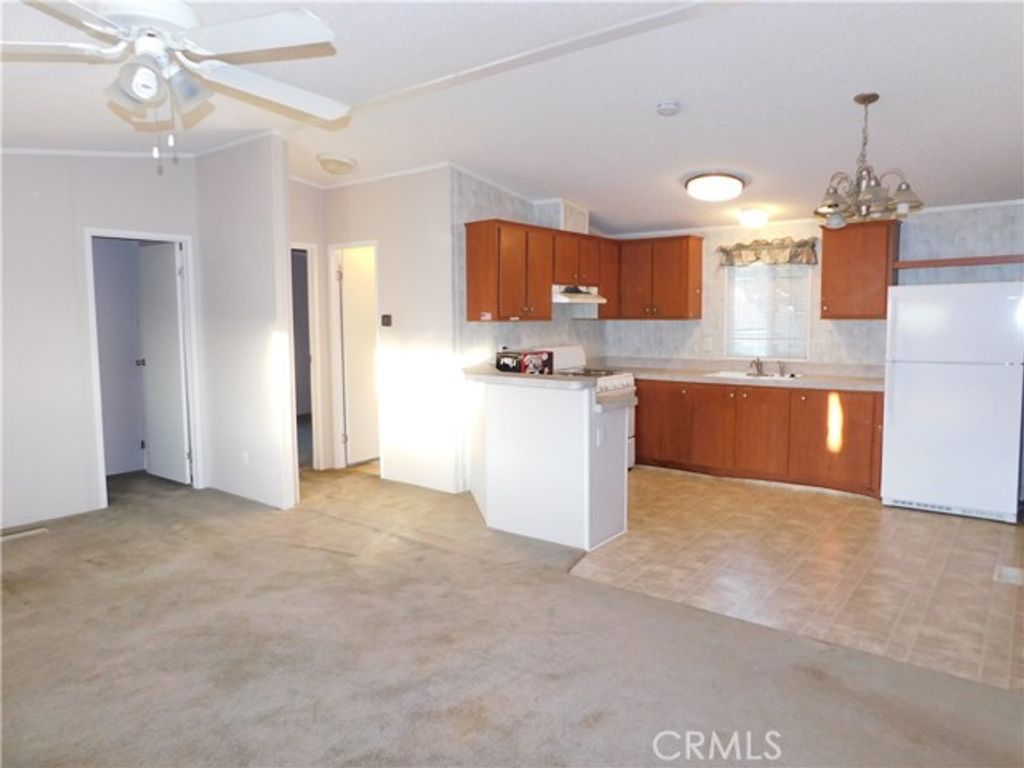 35218 Fir Avenue 70, Yucaipa, CA 92399