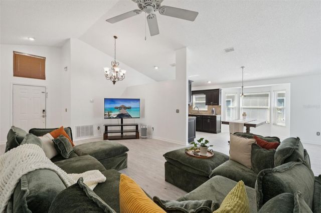 7336 GROTTO AVENUE, Orlando, FL 32812