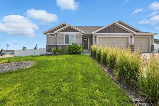 601 BLACK BLVD, Pine Bluffs, WY 82082