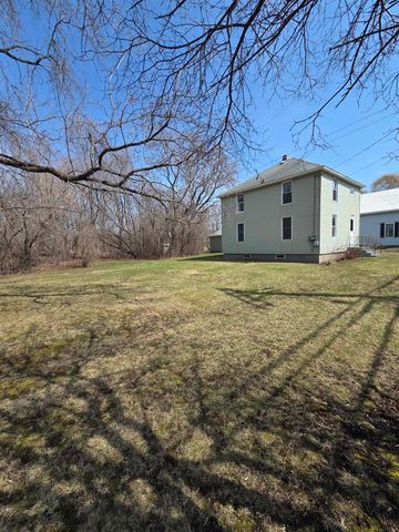 407 Lake Road, St. Albans Town, VT 05478