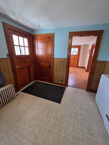 407 Lake Road, St. Albans Town, VT 05478