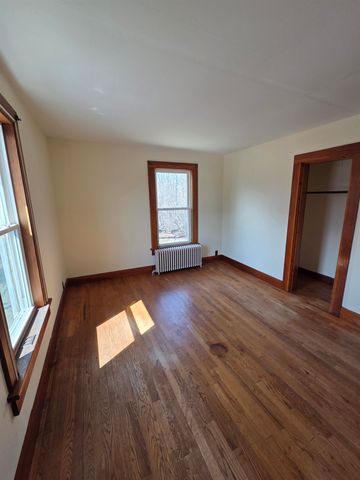 407 Lake Road, St. Albans Town, VT 05478