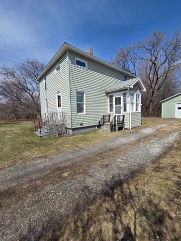 407 Lake Road, St. Albans Town, VT 05478