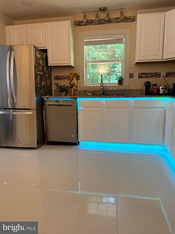 10003 MIKE, Fort Washington, MD 20744