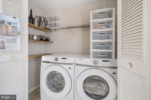 7467 LONE STAR RD, Lorton, VA 22079