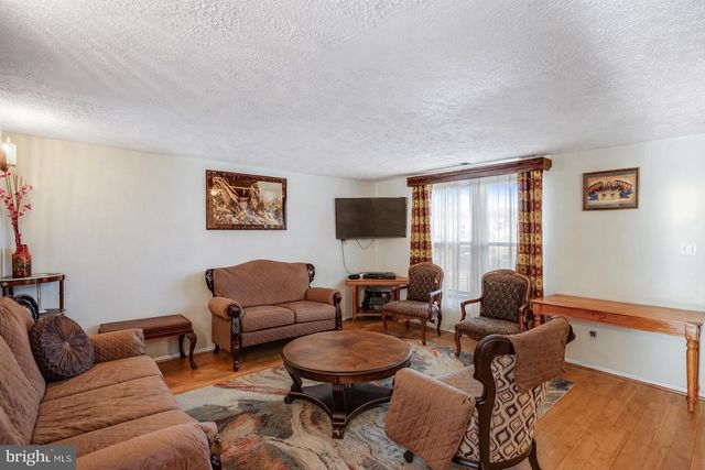 7467 LONE STAR RD, Lorton, VA 22079