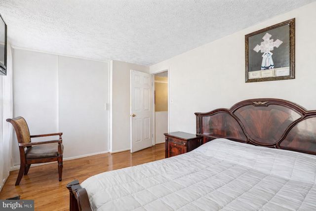 7467 LONE STAR RD, Lorton, VA 22079