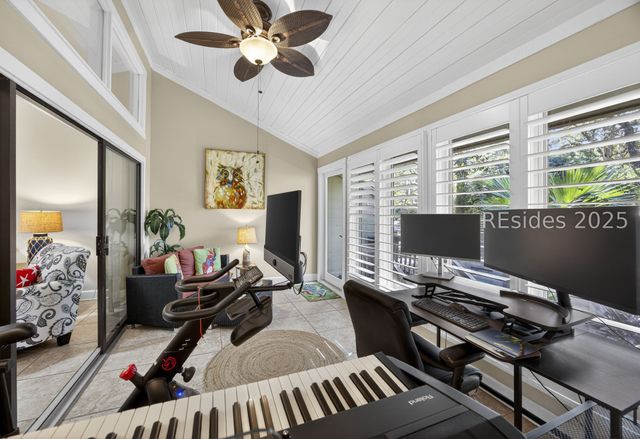 40 Governors Rd Apt 2864, Hilton Head Island, SC 29928