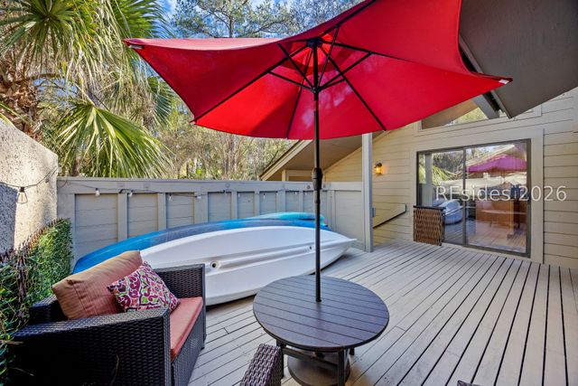 40 Governors Rd Apt 2864, Hilton Head Island, SC 29928