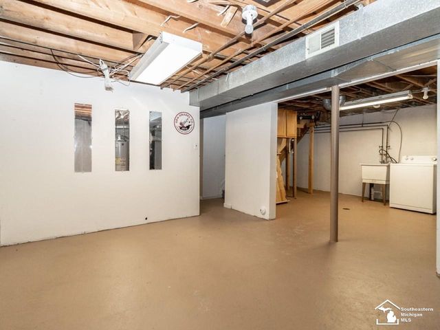 14810 Poplar Street, Southgate, MI 48195