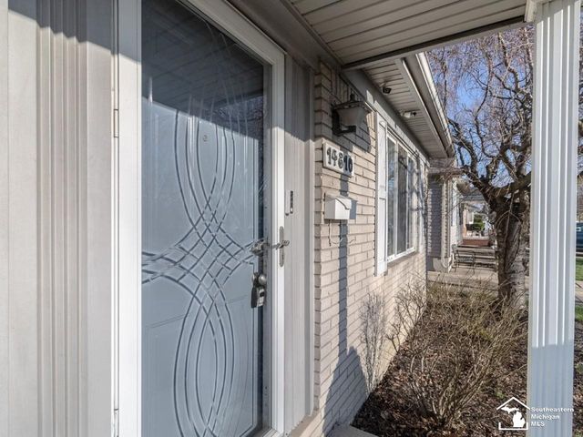 14810 Poplar Street, Southgate, MI 48195