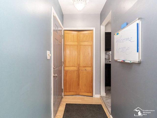 14810 Poplar Street, Southgate, MI 48195