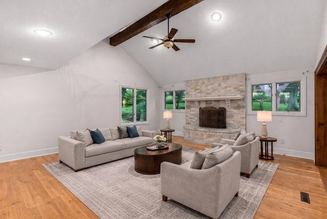 5715 S Kingston Road, Springfield, MO 65804