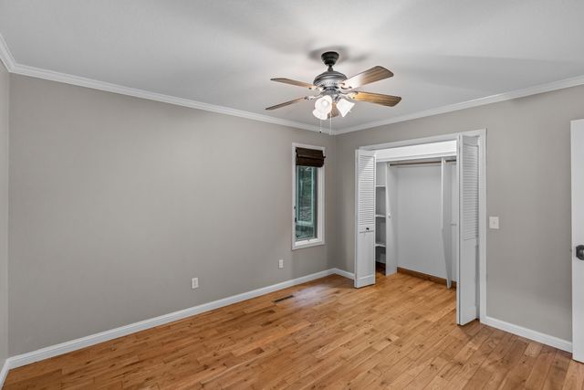 5715 S Kingston Road, Springfield, MO 65804