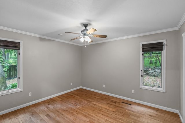 5715 S Kingston Road, Springfield, MO 65804