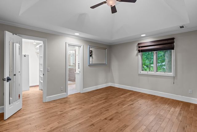 5715 S Kingston Road, Springfield, MO 65804